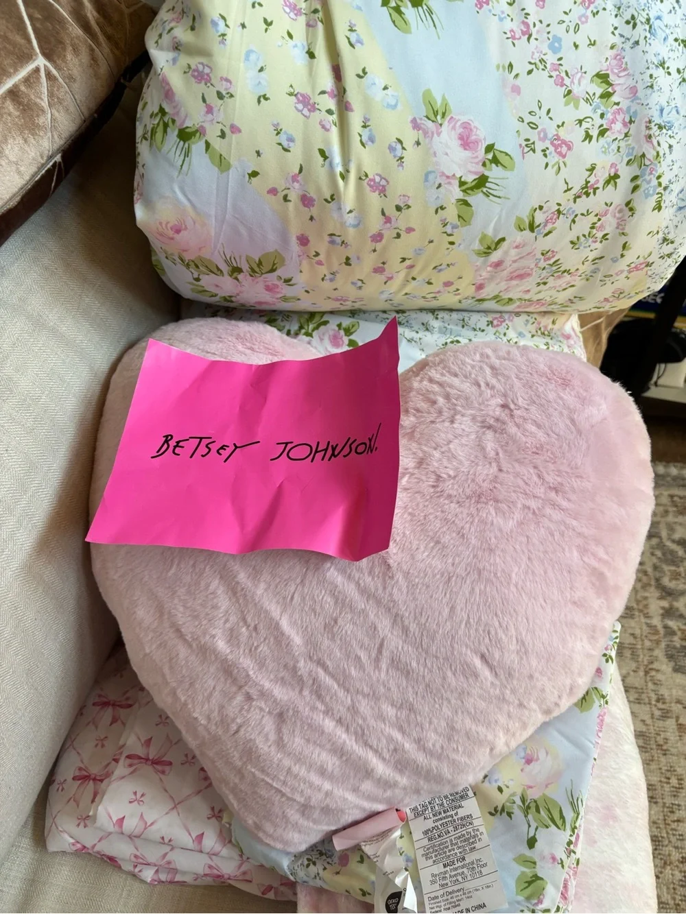 Betsey Johnson King 8-Pc Comforter Set Floral Butterfly Hearts Bow Sheets